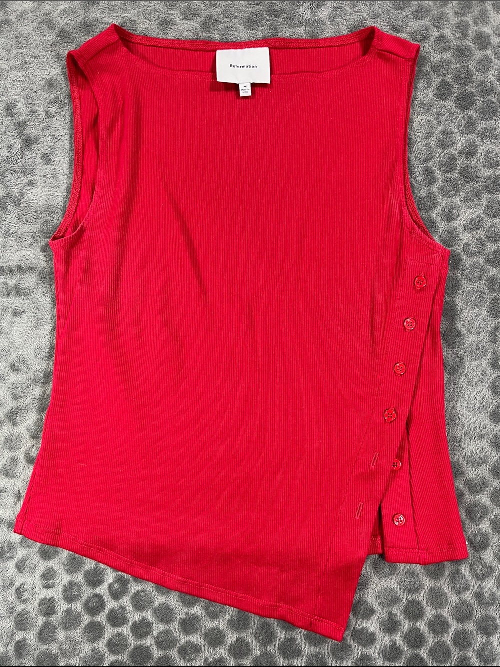Reformation Hudson Knit Sleeveless Tank Red Asymmetrical Button Top M
